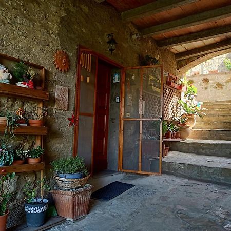 Villa Il Borgo Antico Monte del Lago Exterior foto