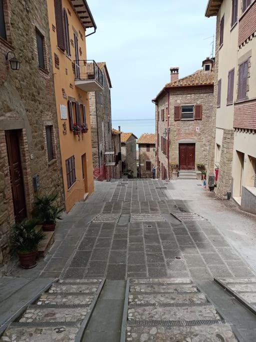 Villa Il Borgo Antico Monte del Lago Exterior foto